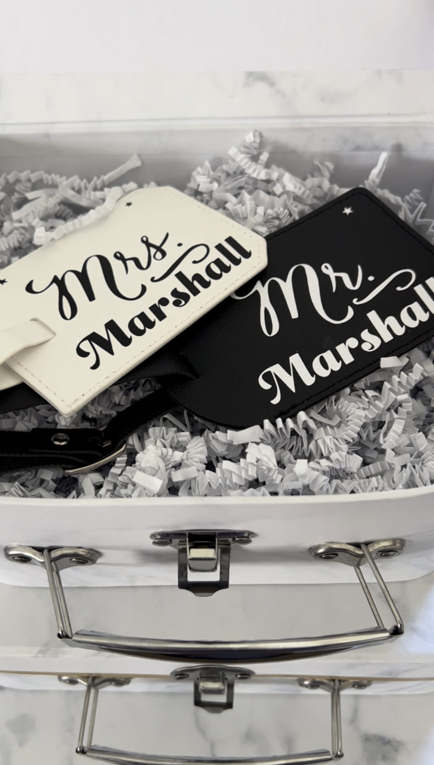 10 Fabulous Bridal Shower Gift Ideas - Festively Blog