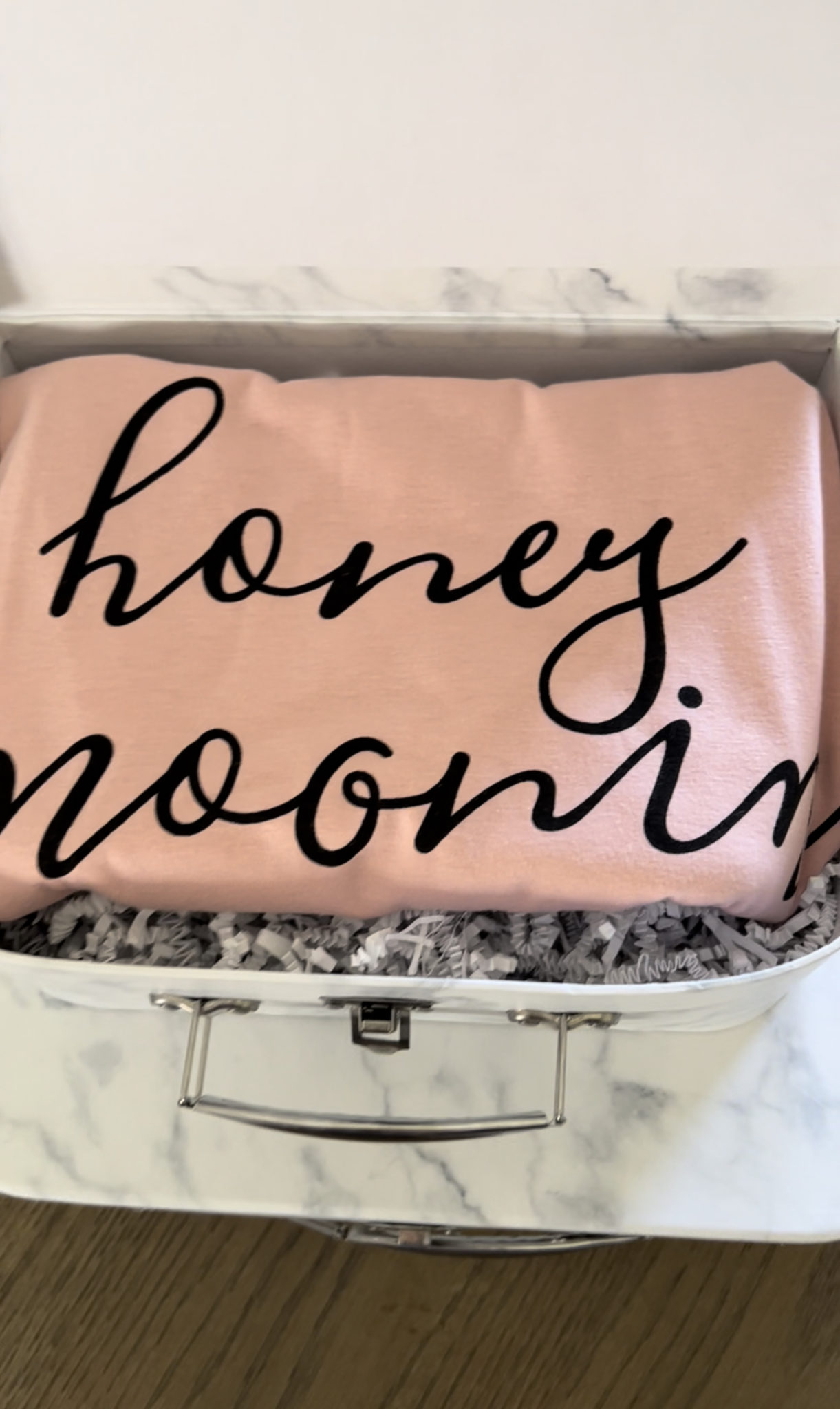 10 Fabulous Bridal Shower Gift Ideas - Festively Blog